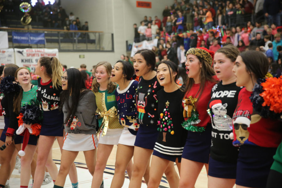 Christmas Pep Rally – The Talon